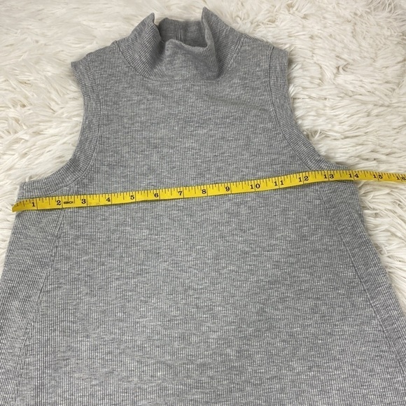 Lululemon Gone for the Week Dress Heathered Core Light Grey - Picture 4 of 8